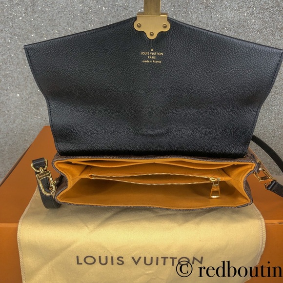 🔴SOLD🔴VUITTON Damier Ebene Clapton Crossbody - Picture 4 of 8